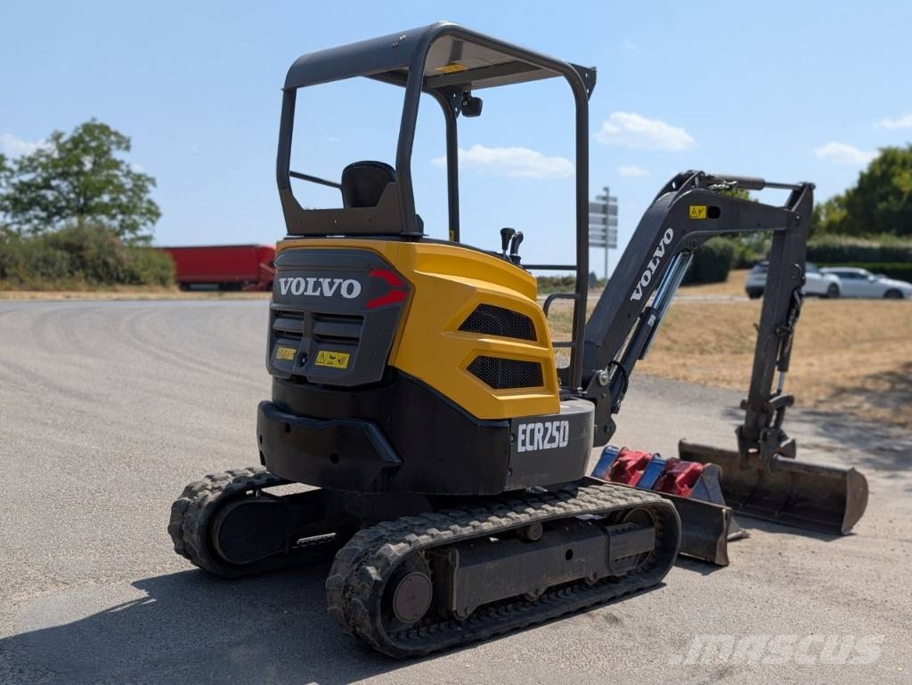 Volvo ECR 25 D Mini excavadoras < 7t