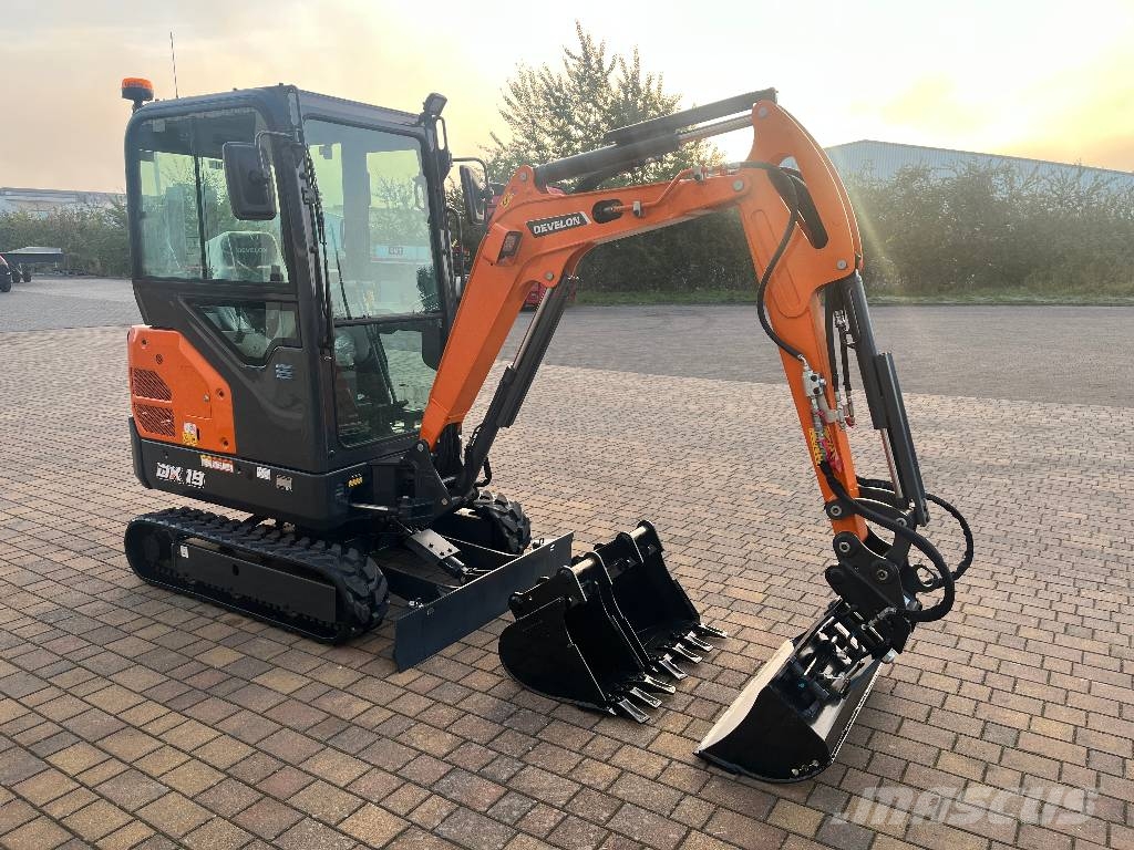 Develon DX19-7*Kabine*2024*85H*MS01*3xLöffel NEU Мини екскаватори < 7 т