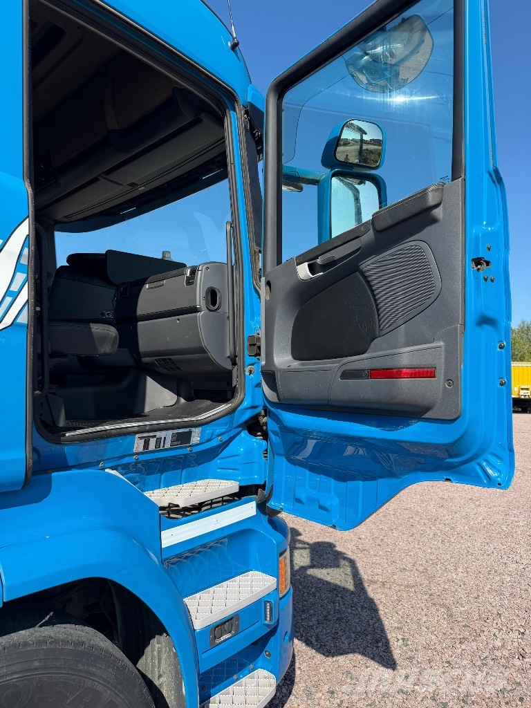 Scania R580 LB8X4*4HNA Nákladní vozidlo bez nástavby