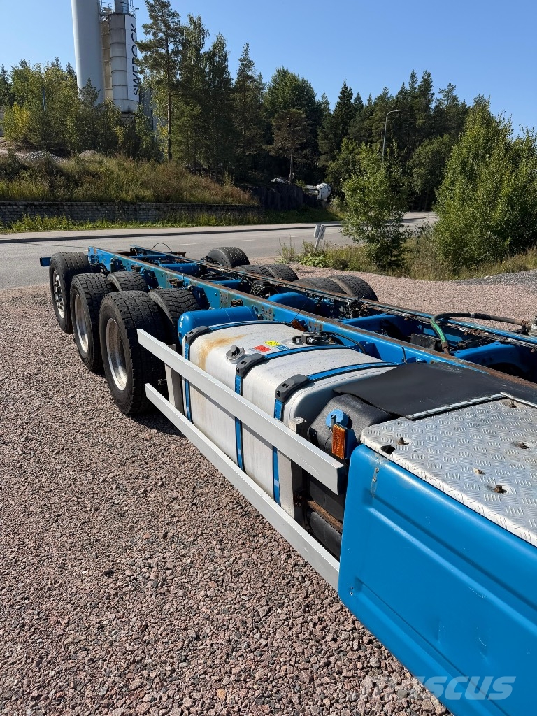 Scania R580 LB8X4*4HNA Nákladní vozidlo bez nástavby