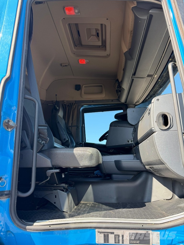 Scania R580 LB8X4*4HNA Nákladní vozidlo bez nástavby