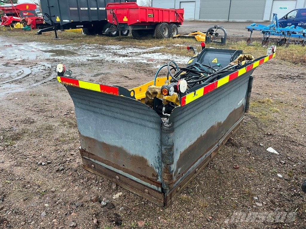 Stark Uar 3750/1800 Sneskovle og -plove