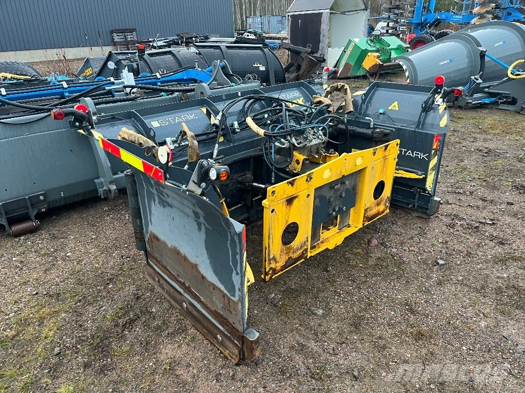 Stark Uar 3750/1800 Sneskovle og -plove