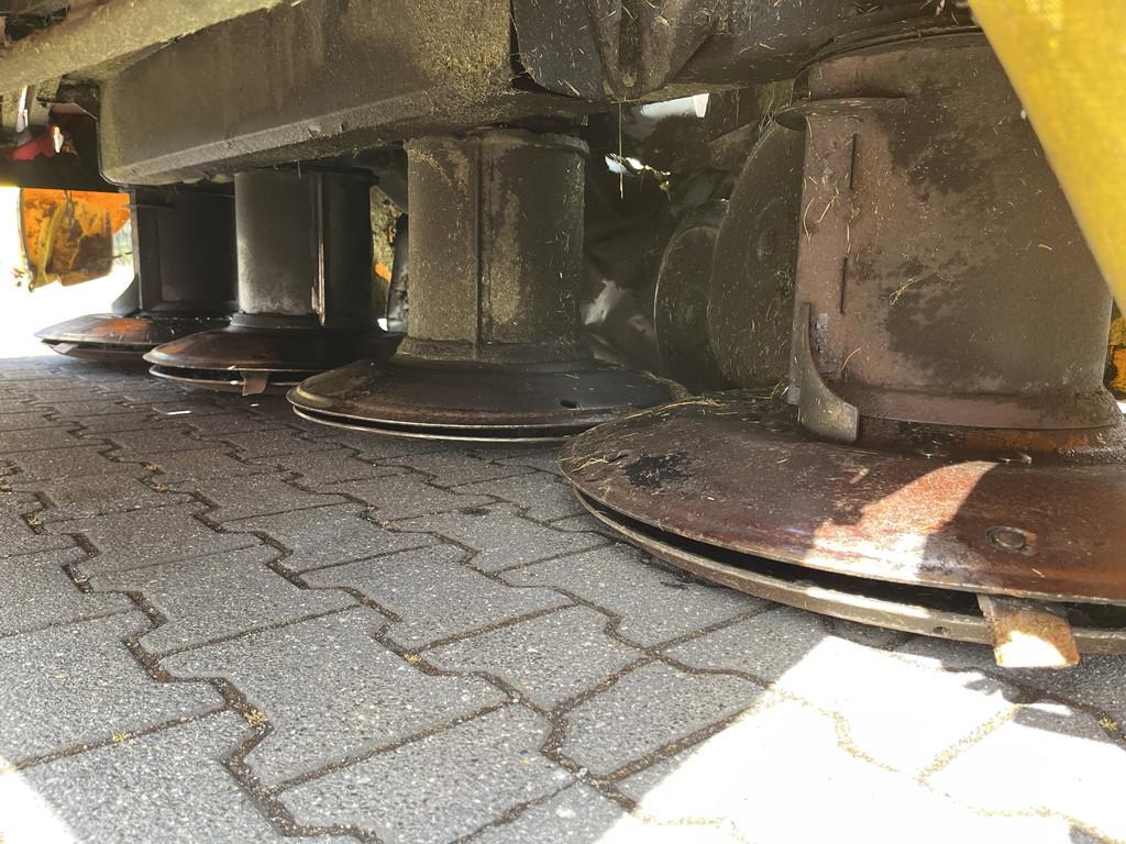 Fella KM 3140-FP-V Päältäajettavat ruohonleikkurit