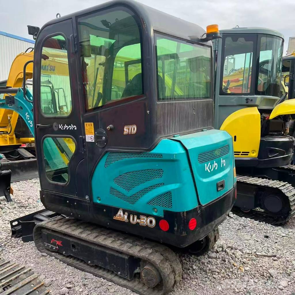 Kubota U 30 소형 굴삭기 7톤 미만