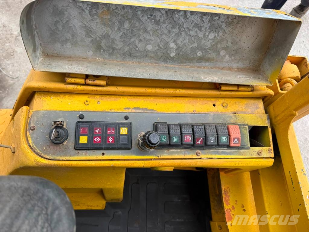 JCB 1 CX Міні-навантажувачі