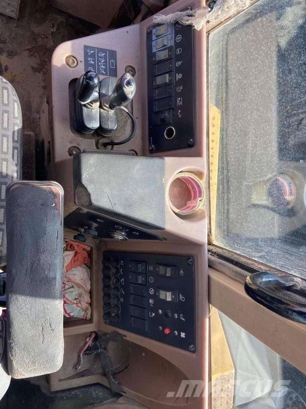 CAT 960 F Фронтальні навантажувачі