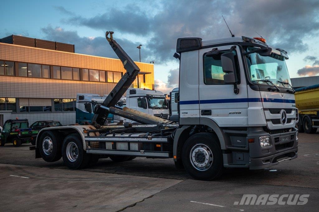 Mercedes-Benz ACTROS 2646 L-MP3 Camion con gancio di sollevamento