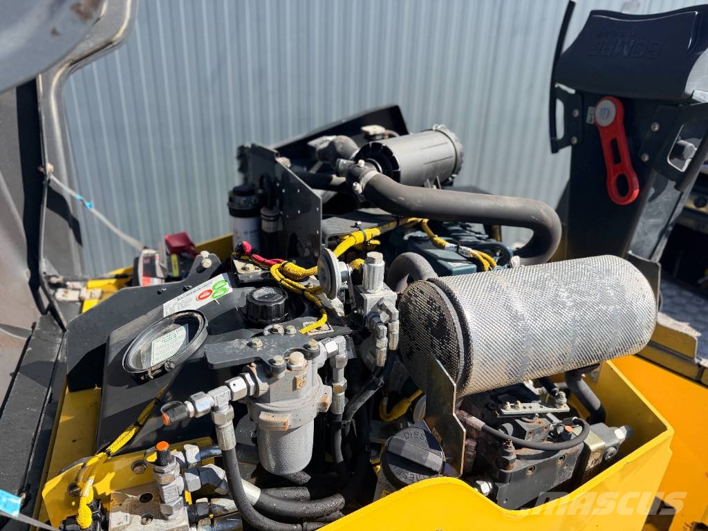 Bomag BW138 AD-5 Dvojni valjarji