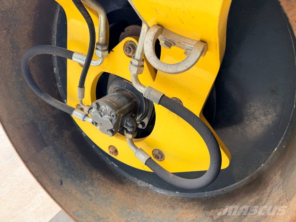 Bomag BW138 AD-5 Dvojni valjarji