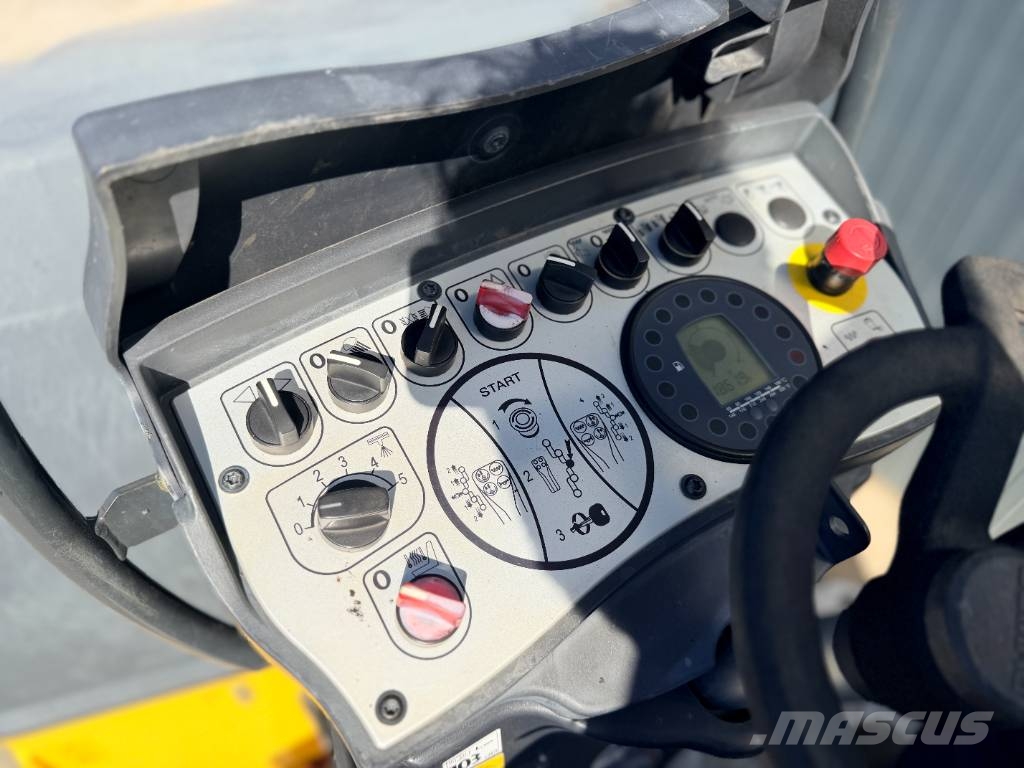 Bomag BW138 AD-5 Dvojni valjarji