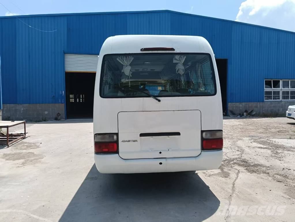 Toyota Coaster 公路客運汽車