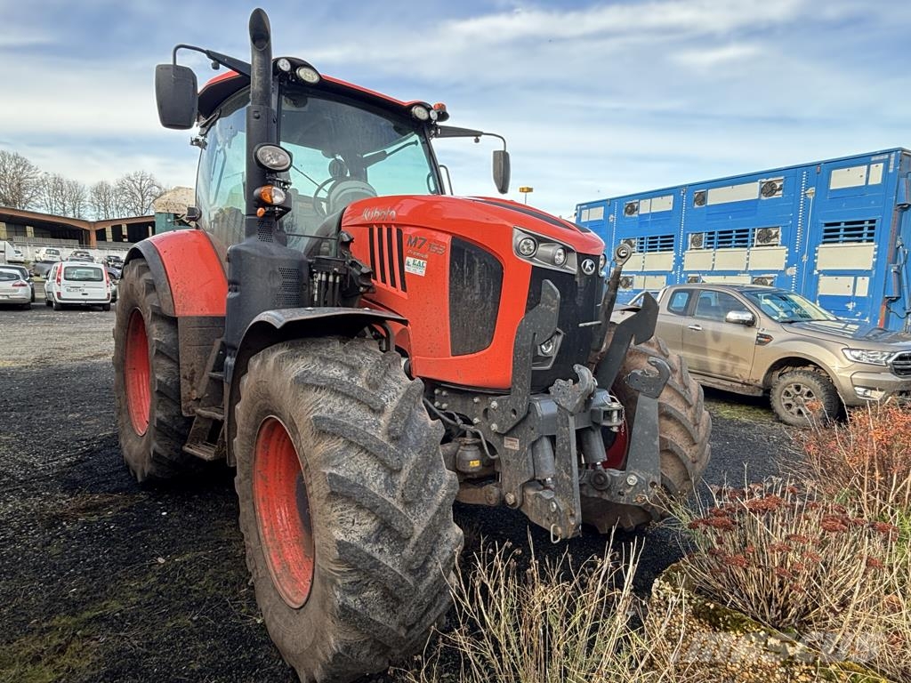 Kubota M7153 PREMIUM Tractors