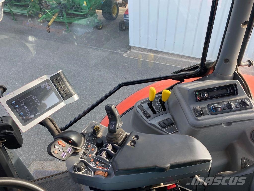 Kubota M7153 PREMIUM Traktori