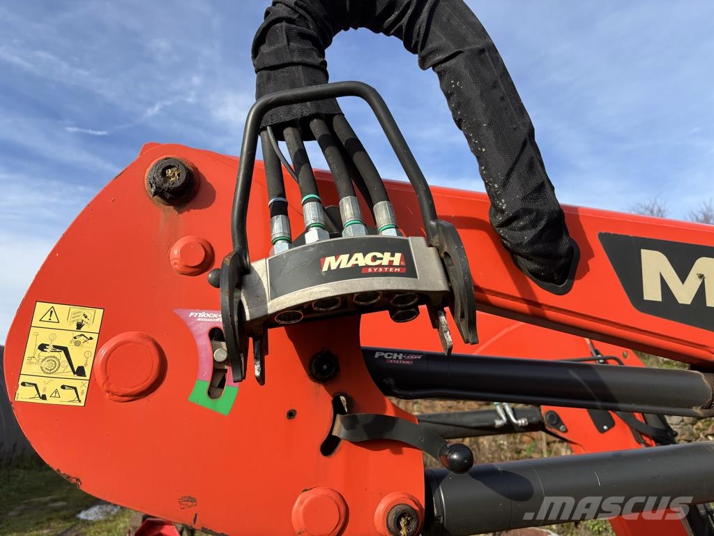 Kubota M7153 PREMIUM Traktorid