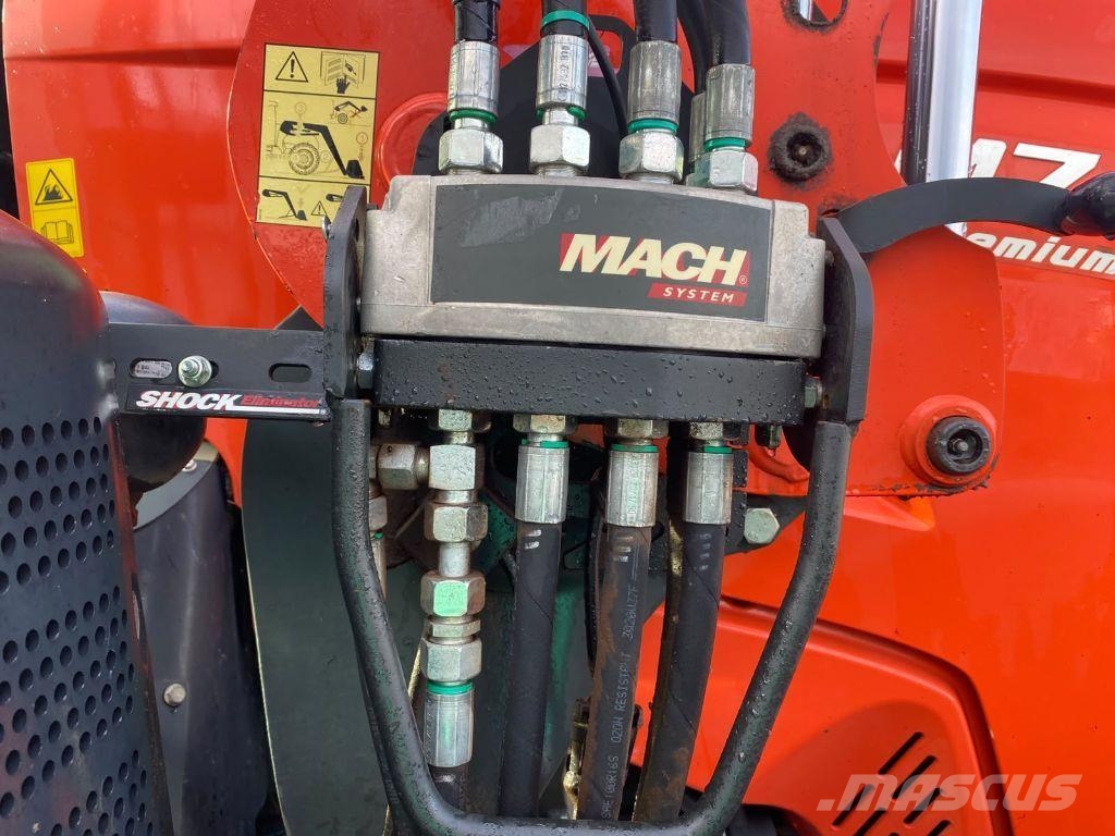 Kubota M7153 PREMIUM Traktori
