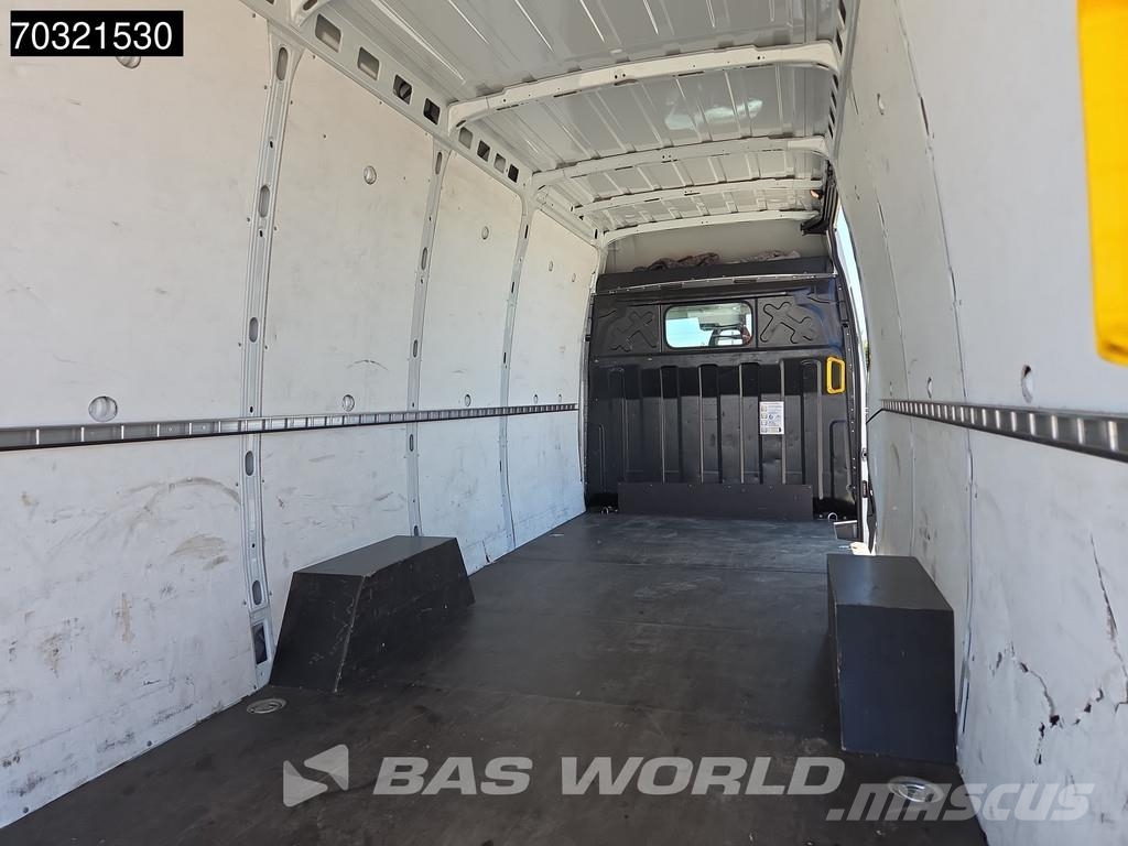 Iveco Daily 35S16 Automatik L3H2 160PS Klima Kamera Park Lätta skåpbilar