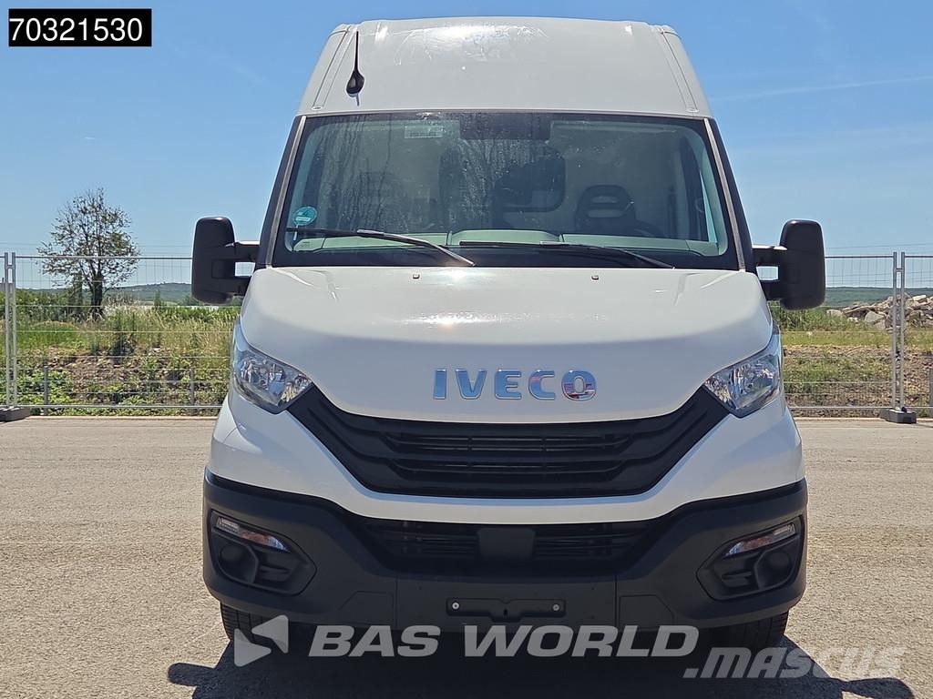 Iveco Daily 35S16 Automatik L3H2 160PS Klima Kamera Park Lätta skåpbilar
