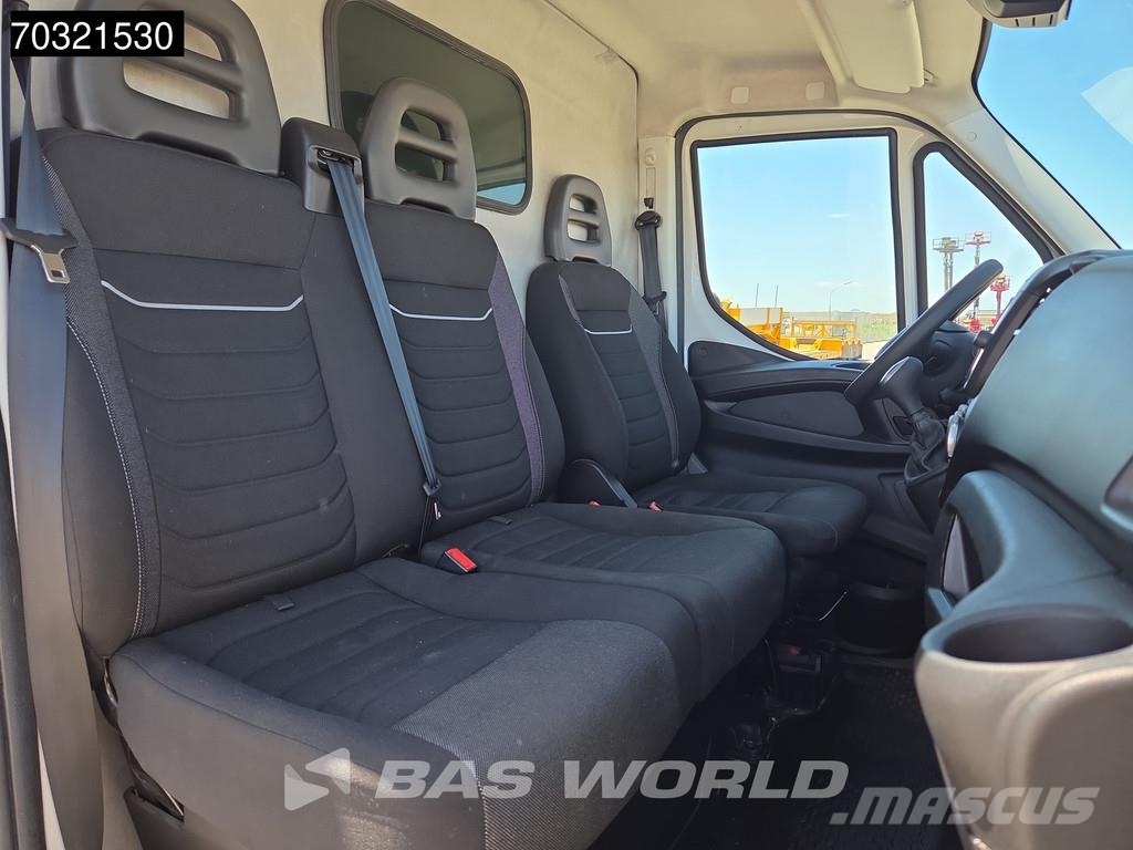 Iveco Daily 35S16 Automatik L3H2 160PS Klima Kamera Park Lätta skåpbilar