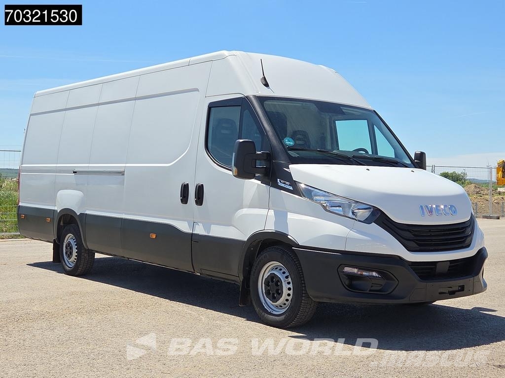 Iveco Daily 35S16 Automatik L3H2 160PS Klima Kamera Park Lätta skåpbilar