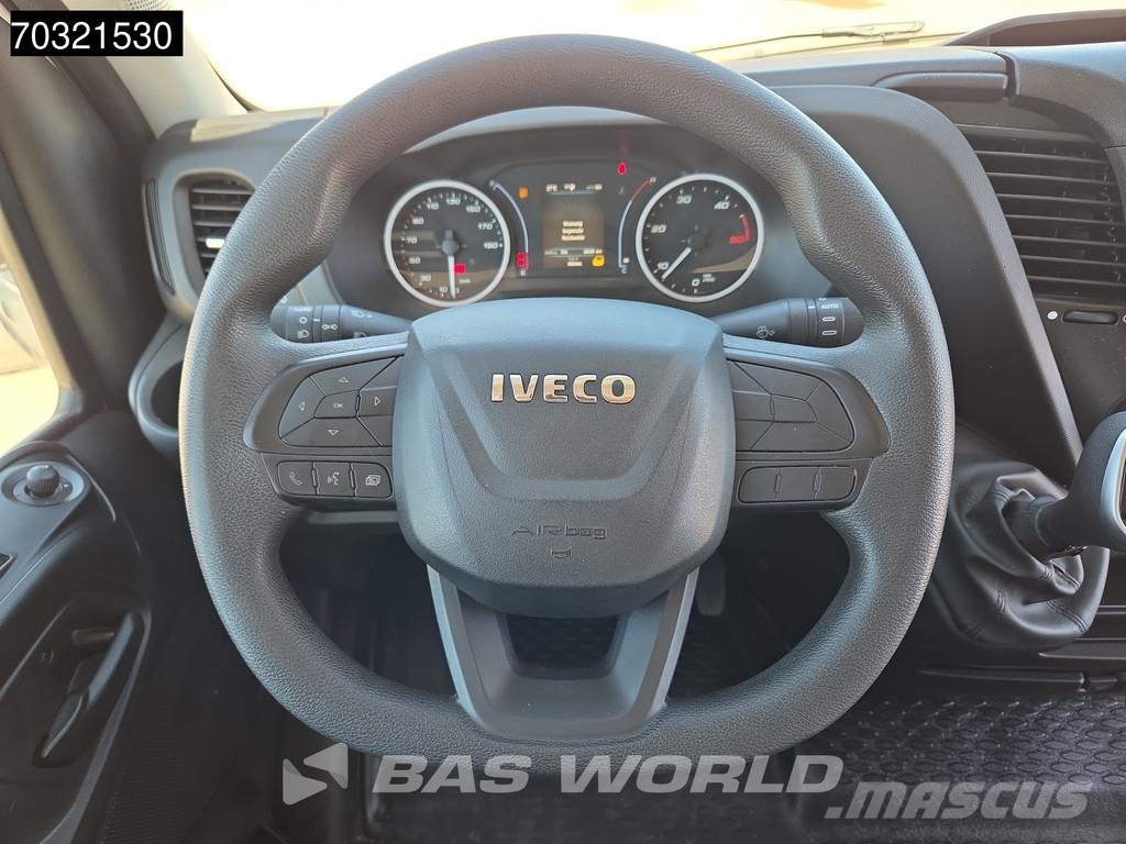 Iveco Daily 35S16 Automatik L3H2 160PS Klima Kamera Park Lätta skåpbilar