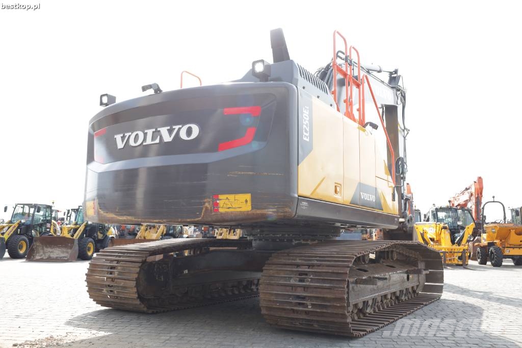 Volvo EC 250 EL Vikšriniai ekskavatoriai
