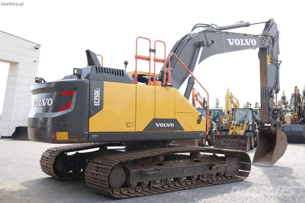 Volvo EC 250 EL Vikšriniai ekskavatoriai