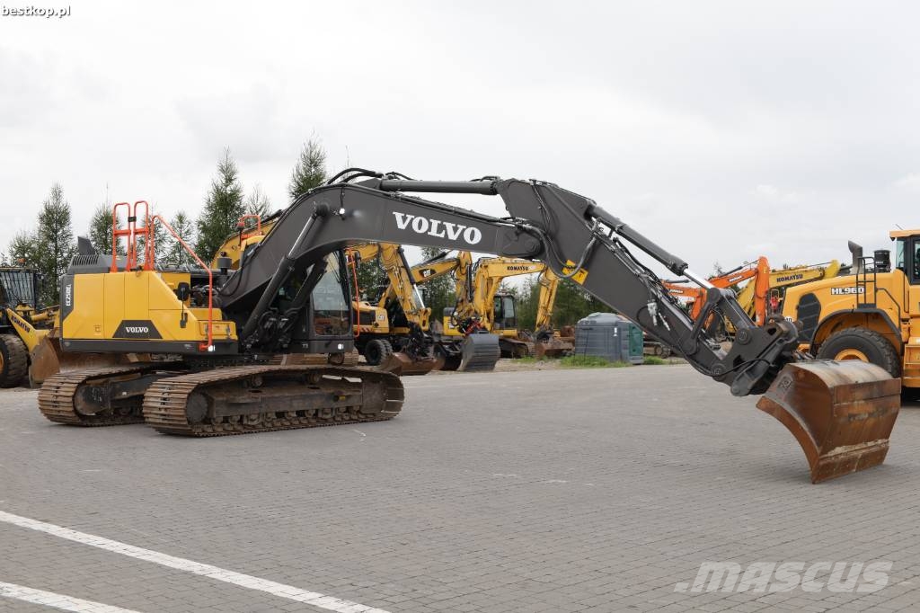 Volvo EC 250 EL Roomikekskavaatorid