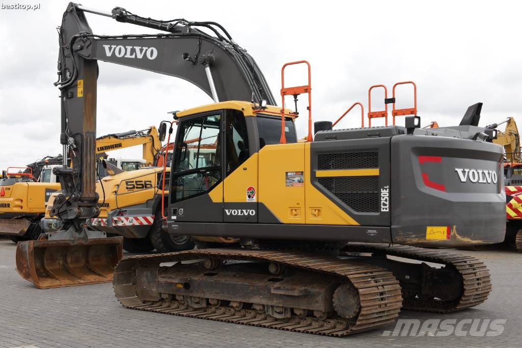 Volvo EC 250 EL Roomikekskavaatorid