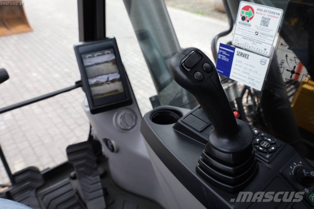 Volvo EC 250 EL Roomikekskavaatorid