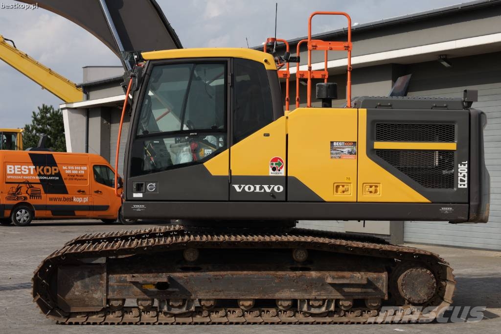 Volvo EC 250 EL Vikšriniai ekskavatoriai