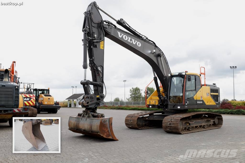 Volvo EC 250 EL Roomikekskavaatorid