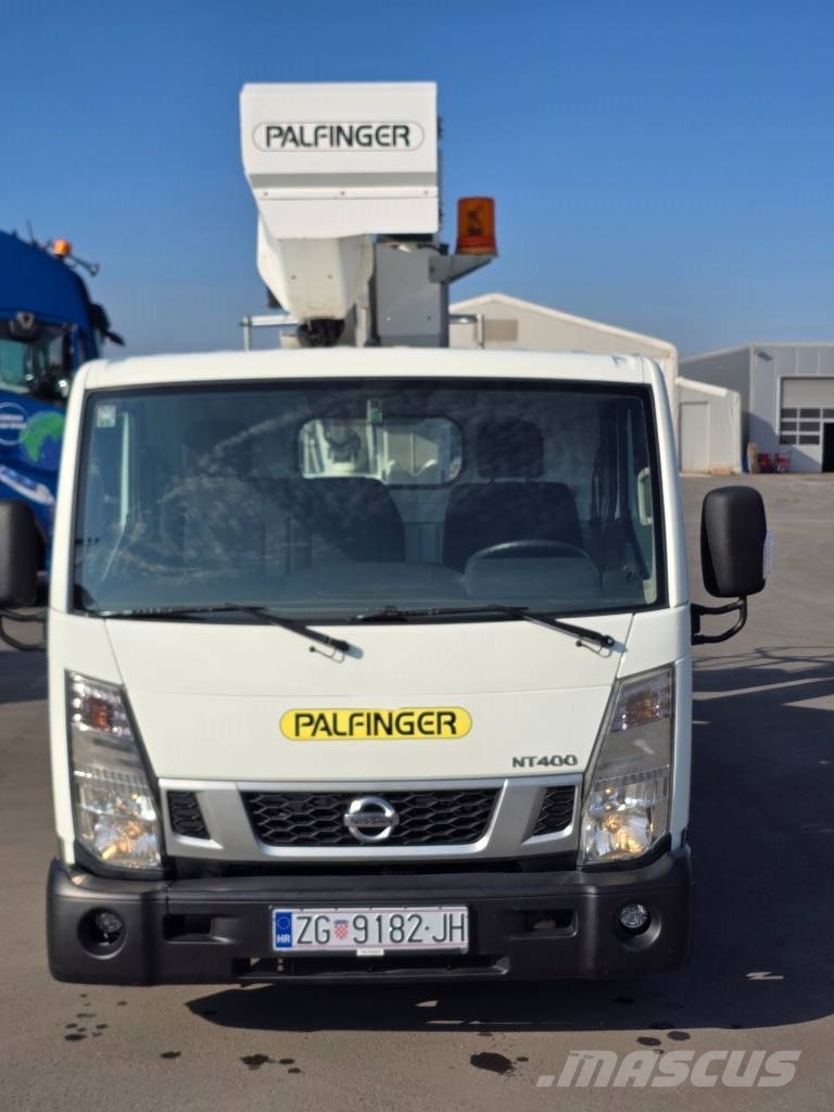 Nissan 35.13 Plataformas aéreas montadas em caminhão