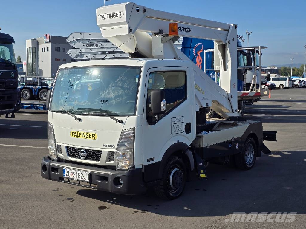 Nissan 35.13 Plataformas aéreas montadas em caminhão