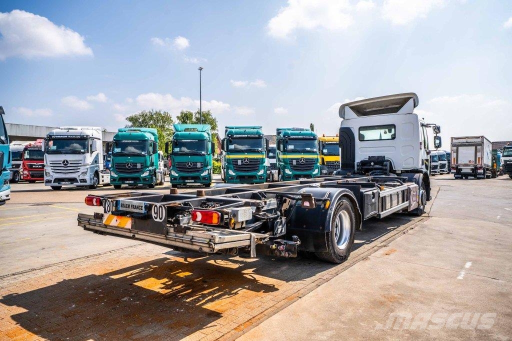 Renault D19 WIDE 380 DXI+CARGOLIFT 1.5 T Camiones desmontables