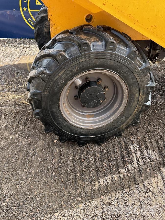 Mecalac TA6 Vehículos compactos de volteo