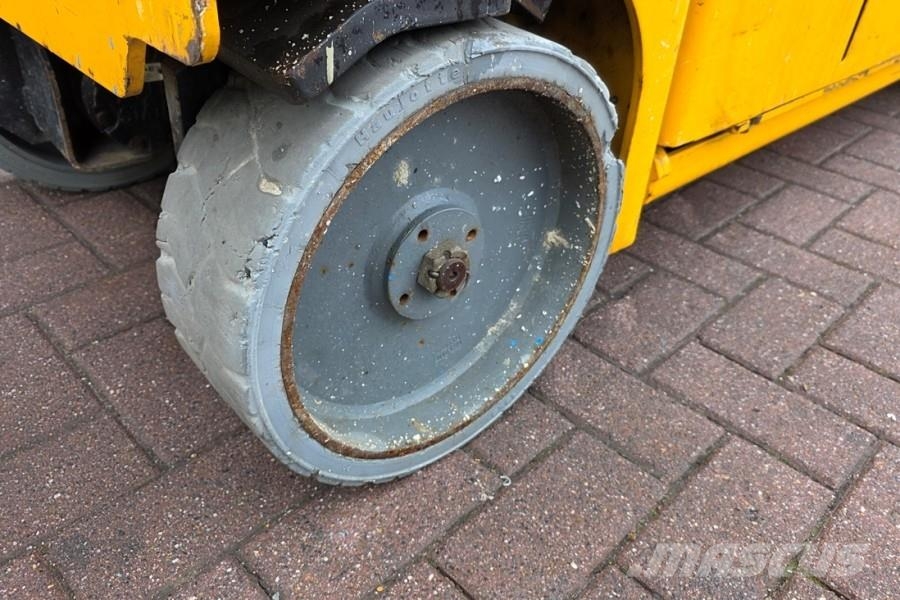 Haulotte Compact 8 As-Is, Electric, 8m Working Height, 350k Saxliftar