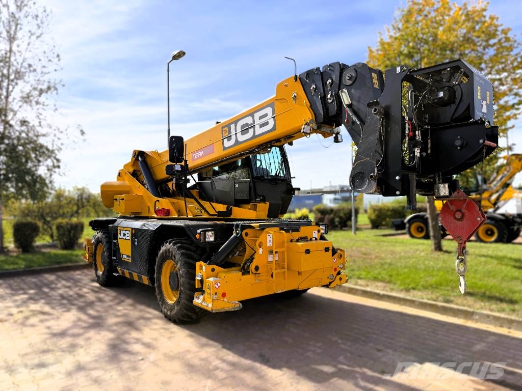JCB 555-210 R مناولات متداخلة