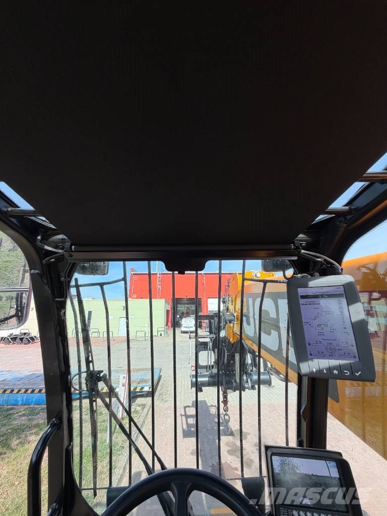 JCB 555-210 R مناولات متداخلة