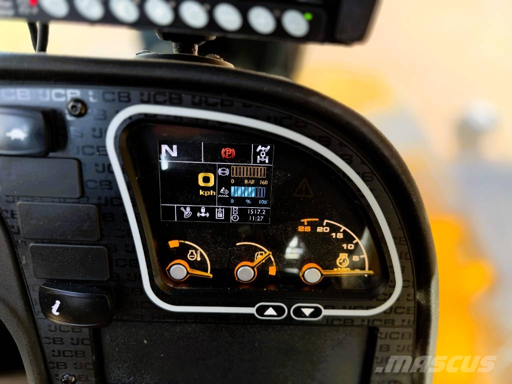 JCB 555-210 R مناولات متداخلة