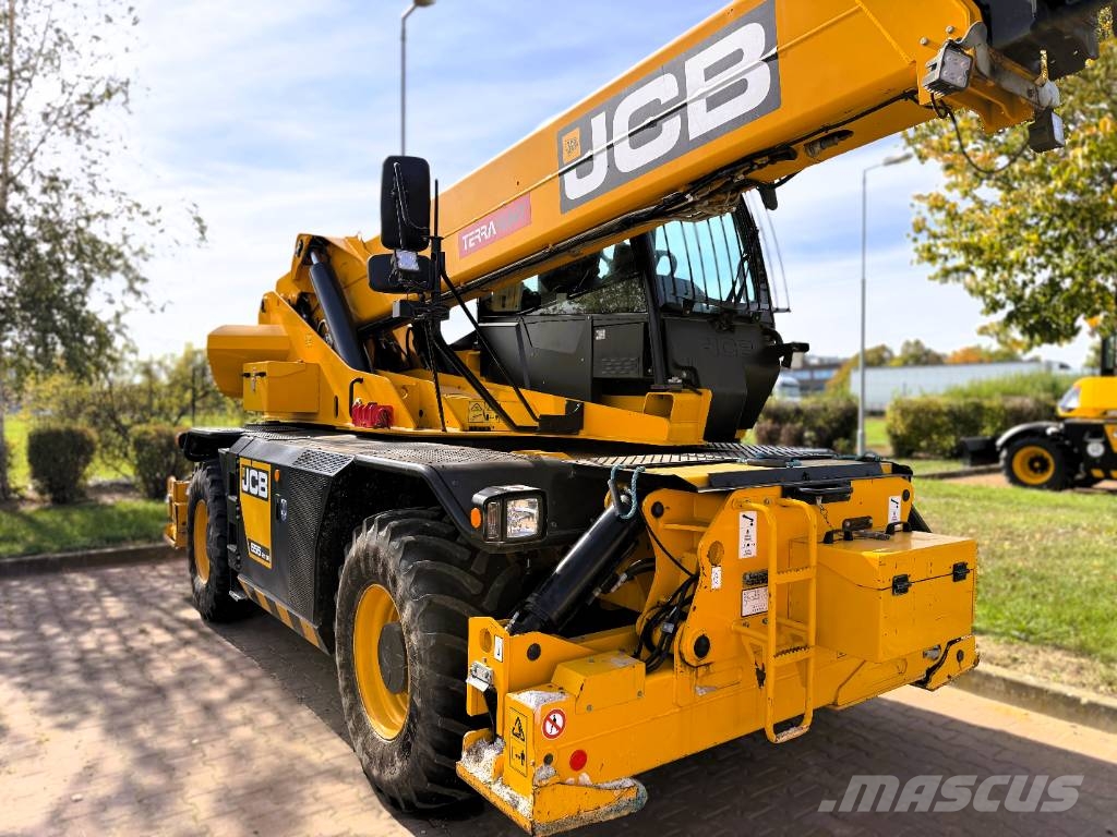 JCB 555-210 R مناولات متداخلة