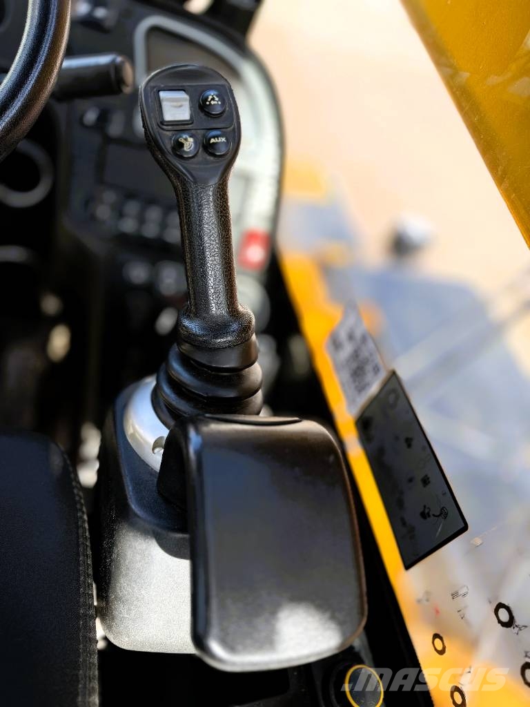 JCB 555-210 R مناولات متداخلة