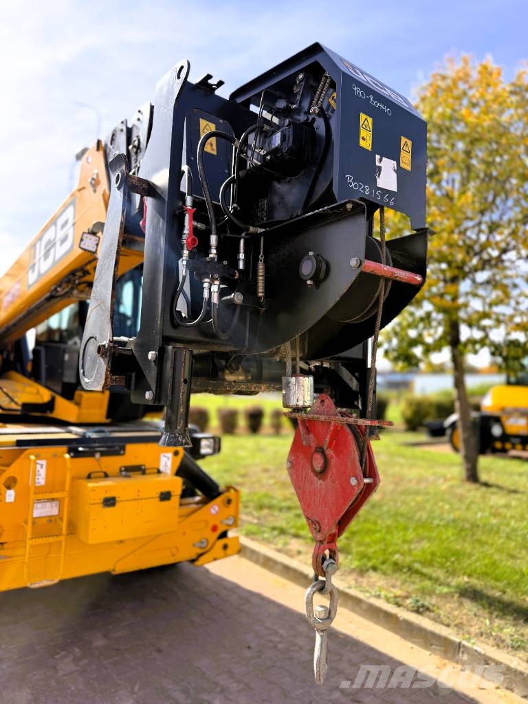 JCB 555-210 R مناولات متداخلة