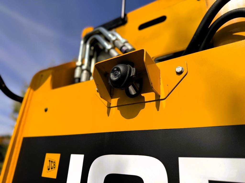 JCB 555-210 R مناولات متداخلة