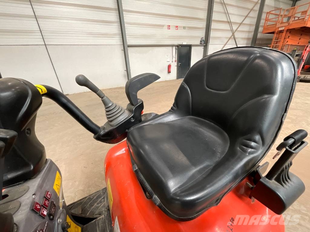 Kubota U 10-3 Мини-экскаваторы