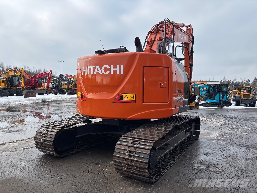Hitachi ZX 225 US-7 / Engcon, Rasvari, Lämmitin, StageV Kāpurķēžu ekskavatori