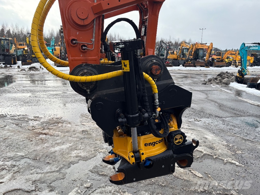 Hitachi ZX 225 US-7 / Engcon, Rasvari, Lämmitin, StageV Kāpurķēžu ekskavatori