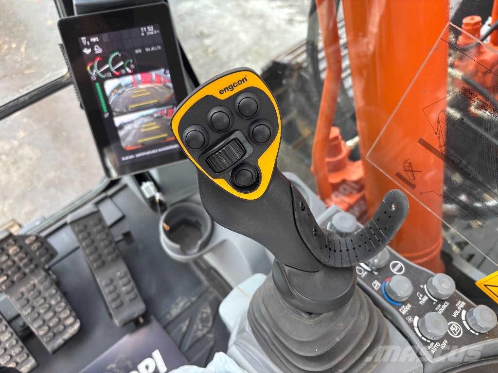 Hitachi ZX 225 US-7 / Engcon, Rasvari, Lämmitin, StageV Kāpurķēžu ekskavatori