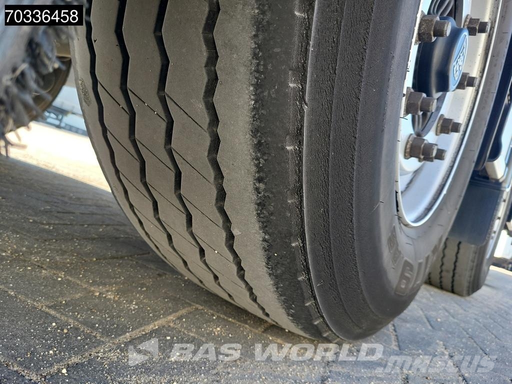Kässbohrer XJ2 2 axles Tailgate Lift + Steering Axle NL Trail Sanduk poluprikolice