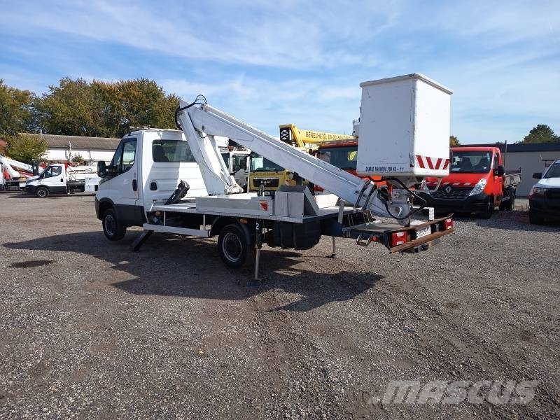 Iveco Daily Multitel 160 ALU DS - 16m المنصات الهوائية المثبتة على شاحنة